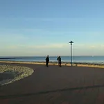 Dyke Space 50 M To The Sea Vakantiehuis
